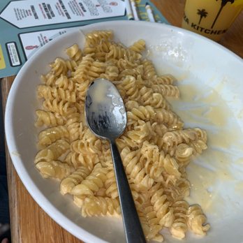 California Pizza Kitchen - Plain & simple is DELISH!!! - Pizza Near Me - Aiea, Hawaii California Pizza Kitchen - Plain & simple is DELISH!!! - Pizza Near Me - Aiea, Hawaii