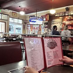 Stan's Bar-B-Q - Restaurant