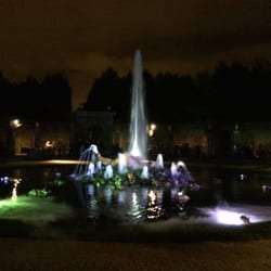 Les Grandes Eaux Nocturnes - Les Grandes Eaux Nocturnes du Château de Versailles