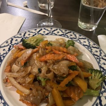 Siam Orchid Thai Restaurant - Thai basil noodles - Thai Near Me - Bellevue, Kentucky Siam Orchid Thai Restaurant - Thai basil noodles - Thai Near Me - Bellevue, Kentucky