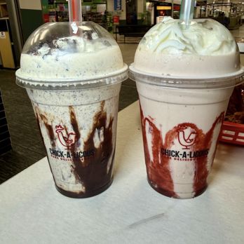 Chick-A-Licous - Oreo Shake, & Strawberry Bliss Shake - Chicken Wings Near Me - Greenbelt, Maryland