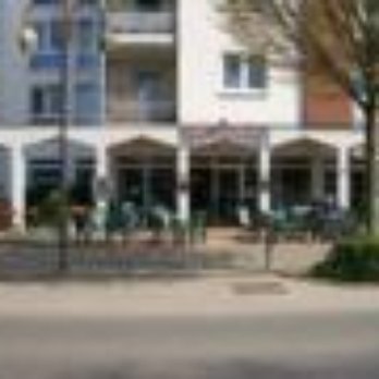 Cafe Neuhaus - Cafe AnM Marktplatz - Cafes Near Me - Kerpen, NW