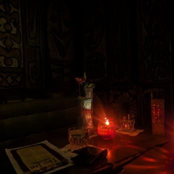 False Idol - Awesome corner table - Cocktail Bars Near Me - San Diego, California