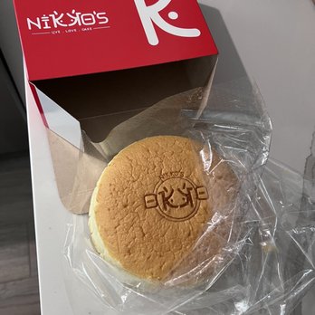 Nikko's Cheesecakes - Opened it at home. Packaging is nice! - Desserts Near Me - Houston, Texas Nikko's Cheesecakes - Opened it at home. Packaging is nice! - Desserts Near Me - Houston, Texas