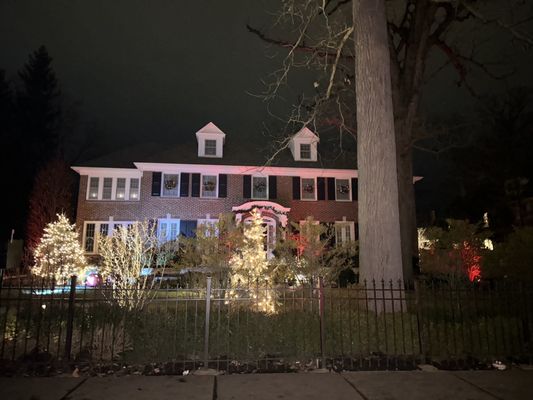 Lincoln Avenue by null