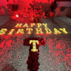 The celebrity birthday www.luxuryflorist.net