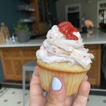 Shirt Factory - Strawberry Shortcake Cupcake - Sandwiches Near Me - Medina, New York