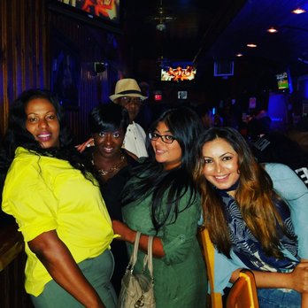 Pregame Sports Bar & Lounge