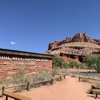 Capitol Reef National Park - Visitor Center - Parks Near Me - Fruita, Utah