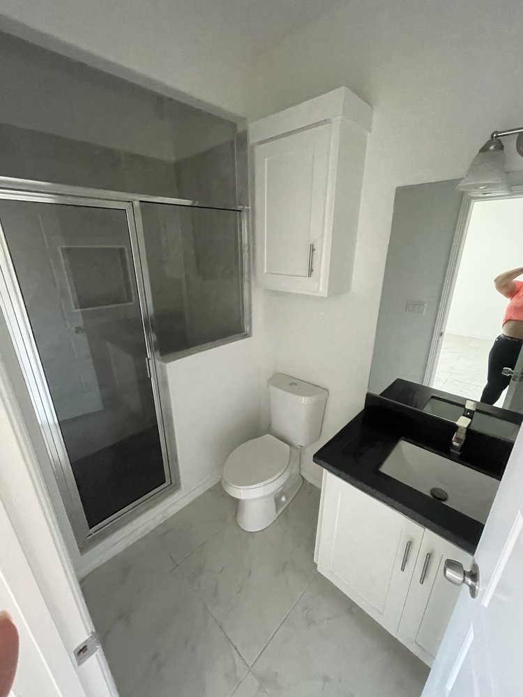 Slide of All Pro Maintenance