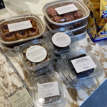 Suá Superette - Sweets at the counter - Chinese Near Me - Los Angeles, California Suá Superette - Sweets at the counter - Chinese Near Me - Los Angeles, California