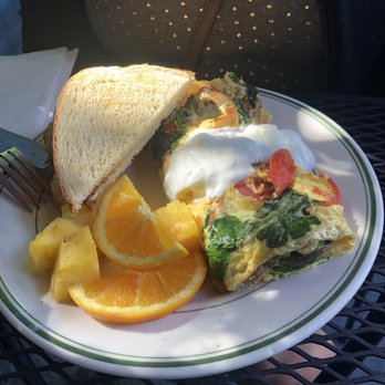 Amy's Place - California omelette - Sandwiches Near Me - Providence, Rhode Island