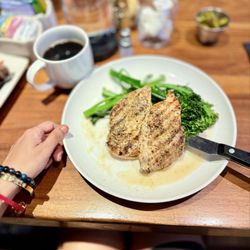 user provided 520 Bar & Grill photo