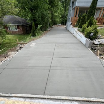 Luna Masonry - Demoed existing concrete driveway and poured a new one for my awesome client Danny! - Masonry/Concrete Near Me