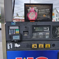 Texaco Gas Station