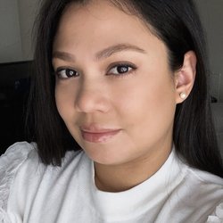 Eileen Makeup Artistry - My signature makeup is very neutral. Bringing out your naturals features-while covering any blemishes.