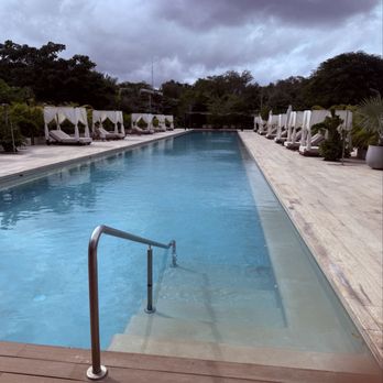Hacienda Xcanatún - Pool steps - Hotels Near Me - Mérida, YUC