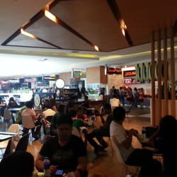 Food On Four at SM Aura