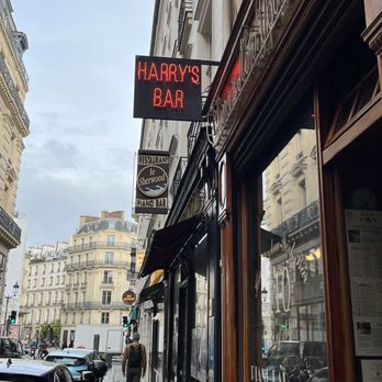 HARRY’S NEW YORK BAR - Updated September 2025 - 231 Photos & 180 ...