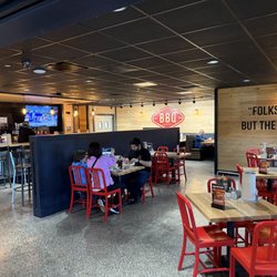 Sonnys BBQ - Interior