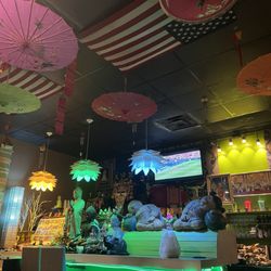 Thai Place - Adorable Thai decor