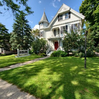 Lang House on Main Street - Hotels Near Me - Burlington, Vermont