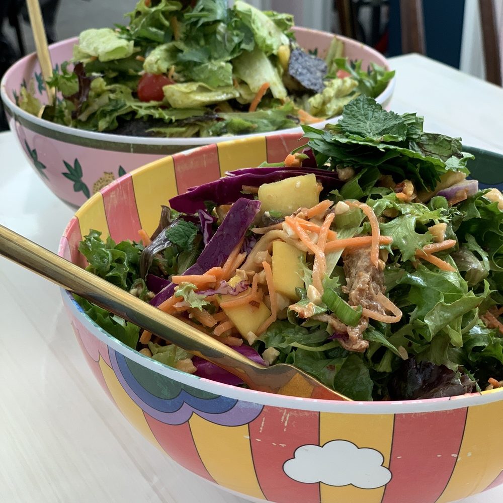 Mandy’s - two bowls of salad with chopsticks - Salad Near Me - Laval, Quebec