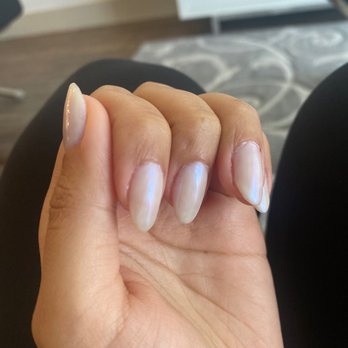 Bellagio Nails Bar - Sloppy, uneven, messy - Nail Salons Near Me - Plano, Texas Bellagio Nails Bar - Sloppy, uneven, messy - Nail Salons Near Me - Plano, Texas