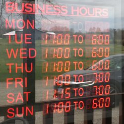 Hickory Cabins Grill - Hours as of 3/31/21