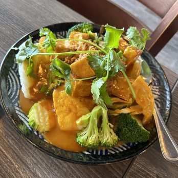 May Thai Kitchen - Praram - Thai Near Me - Alameda, California