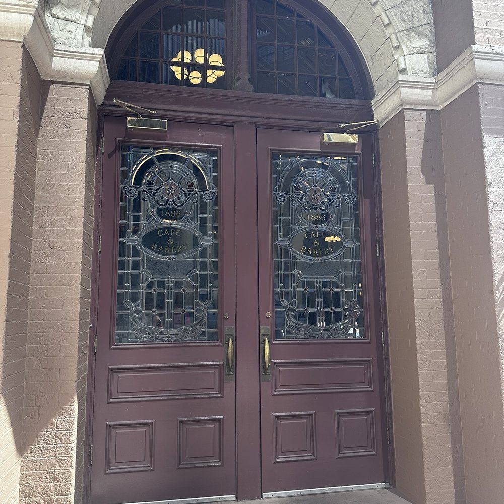The Driskill - Hotels Near Me - Austin, Texas The Driskill - Hotels Near Me - Austin, Texas