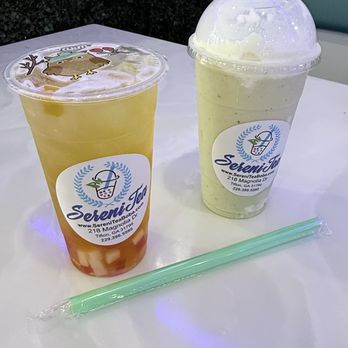 Sereni Tea - Fruit tea with rainbow jellies and a banana/avocado smoothie! Both delicious!!! - Bubble Tea Near Me - Tifton, Georgia