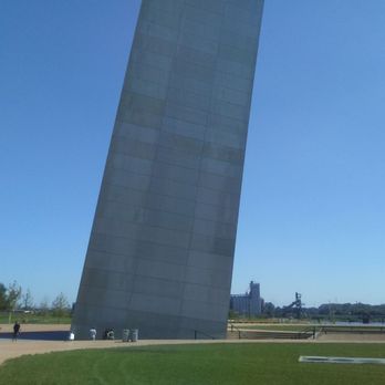 Gateway Arch - You can people in picture for size. - Landmarks & Historical Buildings Near Me - St. Louis, Missouri Gateway Arch - You can people in picture for size. - Landmarks & Historical Buildings Near Me - St. Louis, Missouri