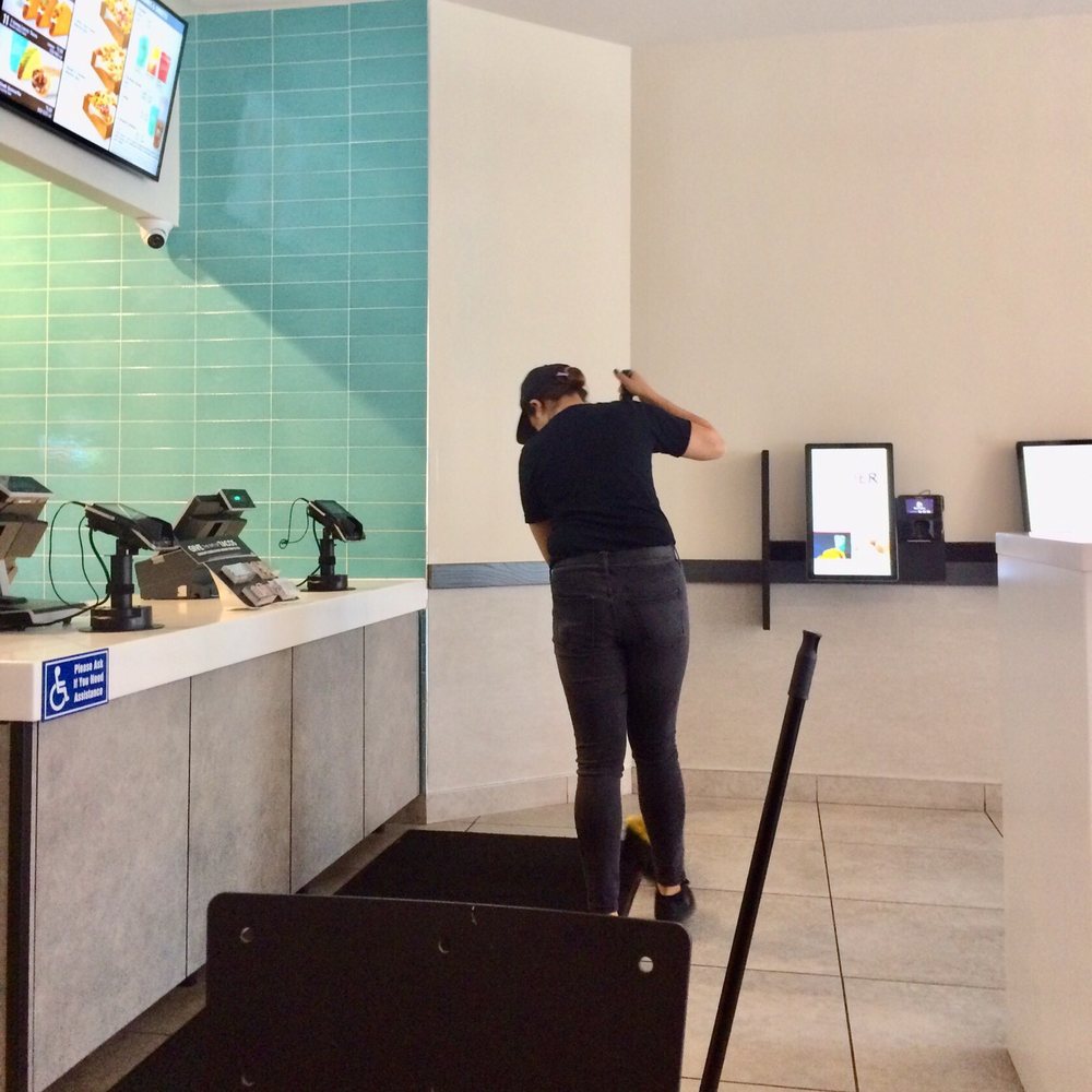 Taco Bell - Cleaning up everything even though it looks pristine! She's sweet and friendly too. 09/05/19 - Fast Food Near Me - New York, New York Taco Bell - Cleaning up everything even though it looks pristine! She's sweet and friendly too. 09/05/19 - Fast Food Near Me - New York, New York