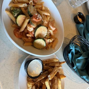 Anthony's Fish Grotto - Shrimp Pasta Primavera - Seafood Near Me - La Mesa, California