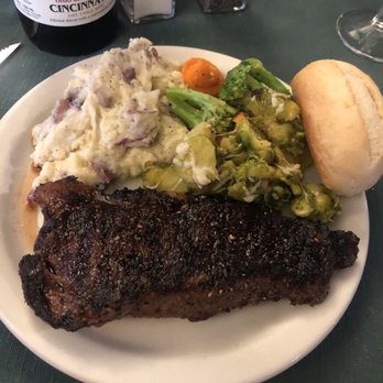 Vinoklet Winery & Restaurant - Wineries Near Me - Cincinnati, Ohio Vinoklet Winery & Restaurant - Wineries Near Me - Cincinnati, Ohio