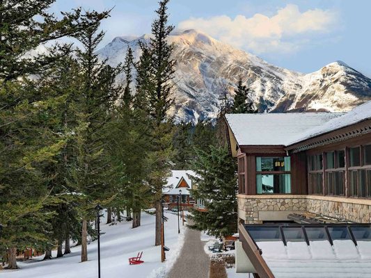 Fairmont Jasper Park Lodge by null