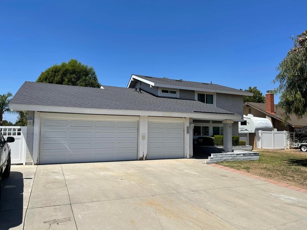 Slide of Jay's Roofing