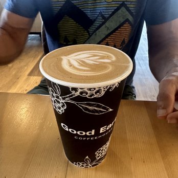 Good Earth Coffeehouse - Cafe latte - Cafes Near Me - Banff, Alberta