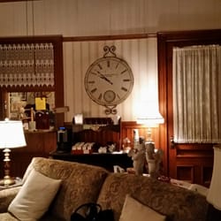 The Lamplight Inn