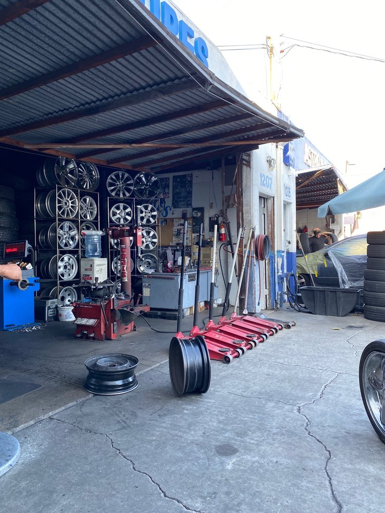 PRO TIRES Updated September 2024 1207 W 1st St, Santa Ana