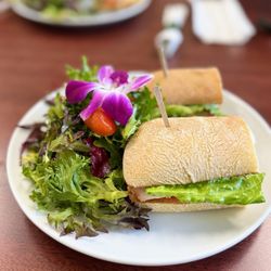 6 Avenue Caffe - I got the Turkey Sandwich with a hot Mocha