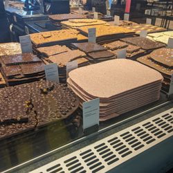 Läderach Chocolatier Suisse - Läderach, Basel SBB