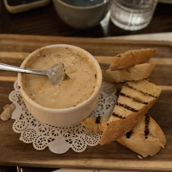 Wence's - Crab and Gruyère Fondue - New American Near Me - Pleasant Hill, California
