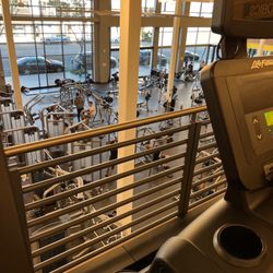 LA Fitness - Gym equipment