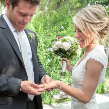 Ahlin Photography - Photographers Near Me