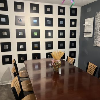 Eatly - Indoor seating room - Italian Near Me - Urbana, Ohio