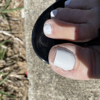 Honey B Nail Spa - Horrible polish job. - Nail Salons Near Me - Bee Cave, Texas