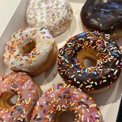 Dunkin' - Sprinkle variety, Boston cream and Bavarian cream