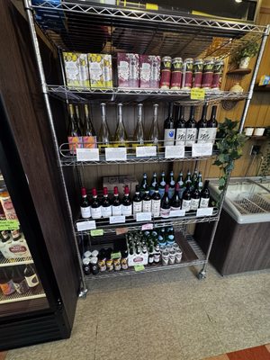 Eddie’s Little Shop & Deli by null